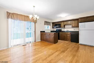 13 Mountain Ridge Dr, Cedar Grove Twp., NJ 07009 - Photo 12