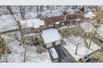 13 Mountain Ridge Dr, Cedar Grove Twp., NJ 07009 - Photo 6