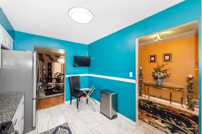 107 Nightingale Ct, Old Bridge Township, NJ 08857 - Photo 6