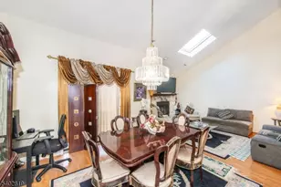 107 Nightingale Ct, Old Bridge Township, NJ 08857 - Photo 10