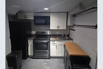 197 Woodside Ave, Newark, NJ 07104 - Photo 20