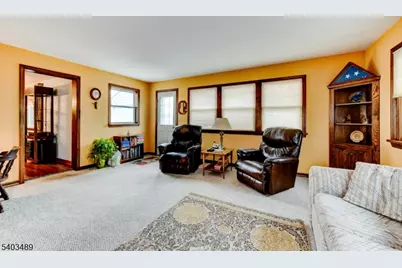 113 Berwick St, Raritan, NJ 08869 - Photo 12