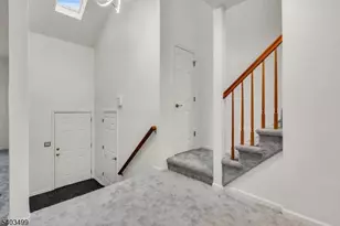 189 Kemper Ct, Independence Township, NJ 07840 - Photo 2