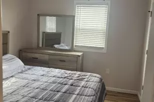 368 Myrtle Ave, Irvington, NJ 07111 - Photo 4