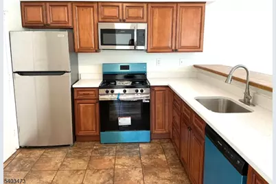 246 Hyde Park Rd, Franklin Township, NJ 08873 - Photo 8