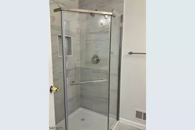 246 Hyde Park Rd, Franklin Township, NJ 08873 - Photo 20