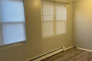 20 E Henry St, Linden, NJ 07036 - Photo 8