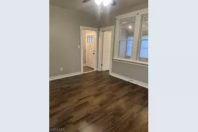 20 E Henry St, Linden, NJ 07036 - Photo 6