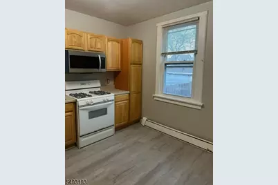 20 E Henry St, Linden, NJ 07036 - Photo 28