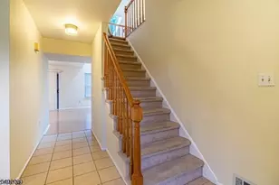 76 Stanwick Ct, Franklin Township, NJ 08873 - Photo 10