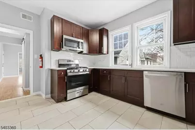 76 Riggs Pl #2, West Orange Township, NJ 07052 - Photo 4