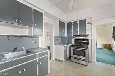 146 E 10th Ave #2, Roselle, NJ 07203 - Photo 22