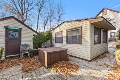 146 E 10th Ave #2, Roselle, NJ 07203 - Photo 2