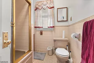 146 E 10th Ave, Roselle, NJ 07203 - Photo 10