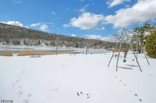 32 Overlook Rd, West Milford, NJ 07480 - Photo 24