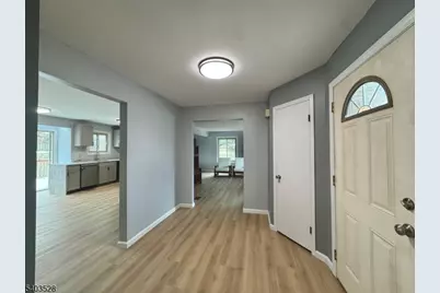 50 Knob Hill Rd, Washington Township, NJ 07840 - Photo 2