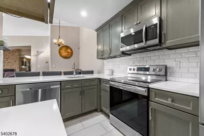 753 Summer Ave #3D, Newark, NJ 07104 - Photo 14