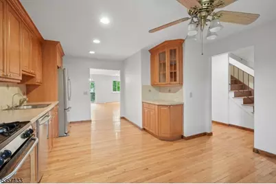 38 Park St #25H, Florham Park, NJ 07932 - Photo 4