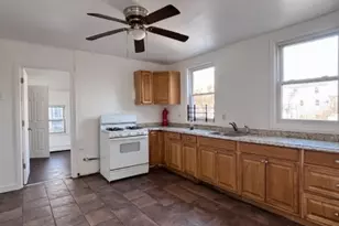 9 Sparrow St, Paterson, NJ 07524 - Photo 12