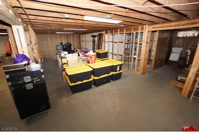 348 W Emerson Ave, Rahway, NJ 07065 - Photo 20