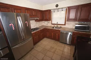 348 W Emerson Ave, Rahway, NJ 07065 - Photo 10