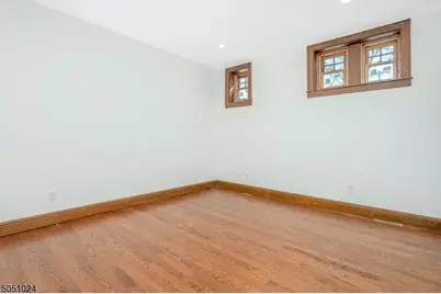 10 Oak St, Morristown, NJ 07960 - Photo 20