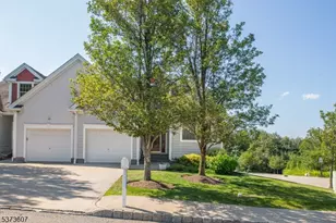 11 Fairchild Ln, Wantage, NJ 07461 - Photo 2