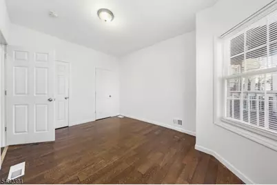 152 S 10th St, Newark, NJ 07107 - Photo 6