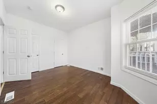 152 S 10th St, Newark, NJ 07107 - Photo 12