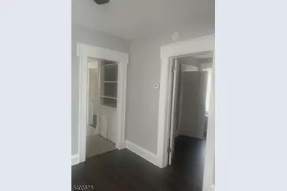 29 Grant Pl, Irvington, NJ 07111 - Photo 6