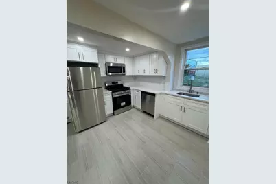 93 Bruen St, Newark, NJ 07105 - Photo 2