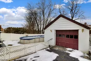 97 Long Hill Dr, Clifton, NJ 07013 - Photo 22