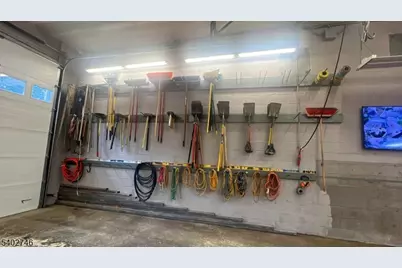 328 Orange Rd, Montclair, NJ 07042 - Photo 10