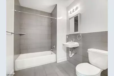 90 Clinton Ave #204, Newark, NJ 07114 - Photo 16