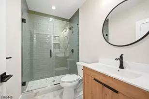 8 Montgomery Rd, Livingston, NJ 07039 - Photo 36