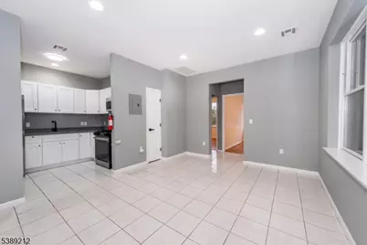 1878 Springfield Ave #2B, Maplewood, NJ 07040 - Photo 4