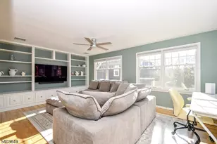 11 Morris Ct, Summit, NJ 07901 - Photo 8