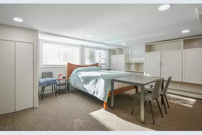 11 Morris Ct, Summit, NJ 07901 - Photo 10