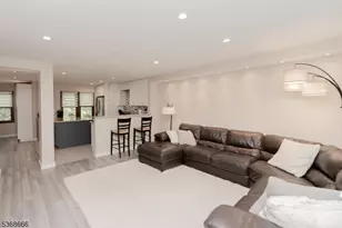 41 Killdeer Pl, Allamuchy Township, NJ 07840 - Photo 10