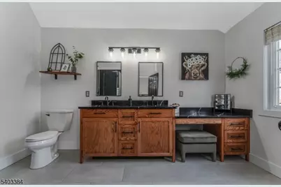 4 Windsor Lane, Lopatcong Township, NJ 08865 - Photo 24