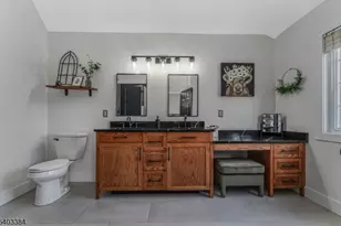 4 Windsor Ln, Lopatcong Township, NJ 08865 - Photo 24