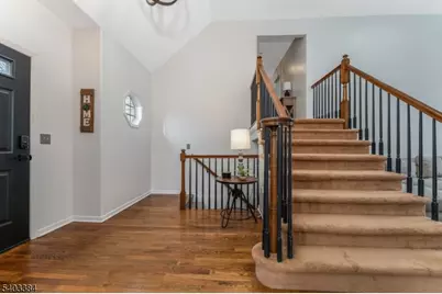 4 Windsor Lane, Lopatcong Township, NJ 08865 - Photo 4