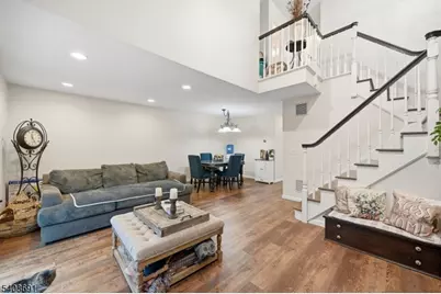 12 Mountain Ridge Rd, Bloomingdale, NJ 07403 - Photo 14