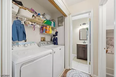 12 Mountain Ridge Rd, Bloomingdale, NJ 07403 - Photo 8