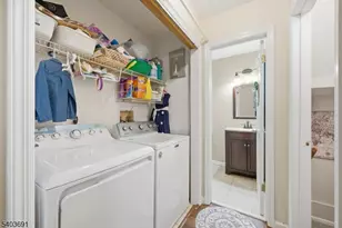 12 Mountain Ridge Rd, Bloomingdale, NJ 07403 - Photo 8