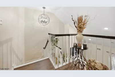 12 Mountain Ridge Rd, Bloomingdale, NJ 07403 - Photo 16