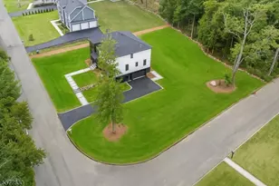 11 Eagles Nest Ter, West Milford, NJ 07480 - Photo 44