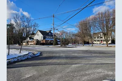 29 Ideal St, Long Hill Township, NJ 07933 - Photo 12