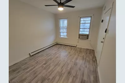 14 Wilson St, Clifton, NJ 07011 - Photo 32