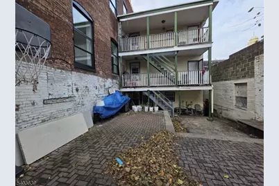 32 Elm St, Paterson, NJ 07501 - Photo 2